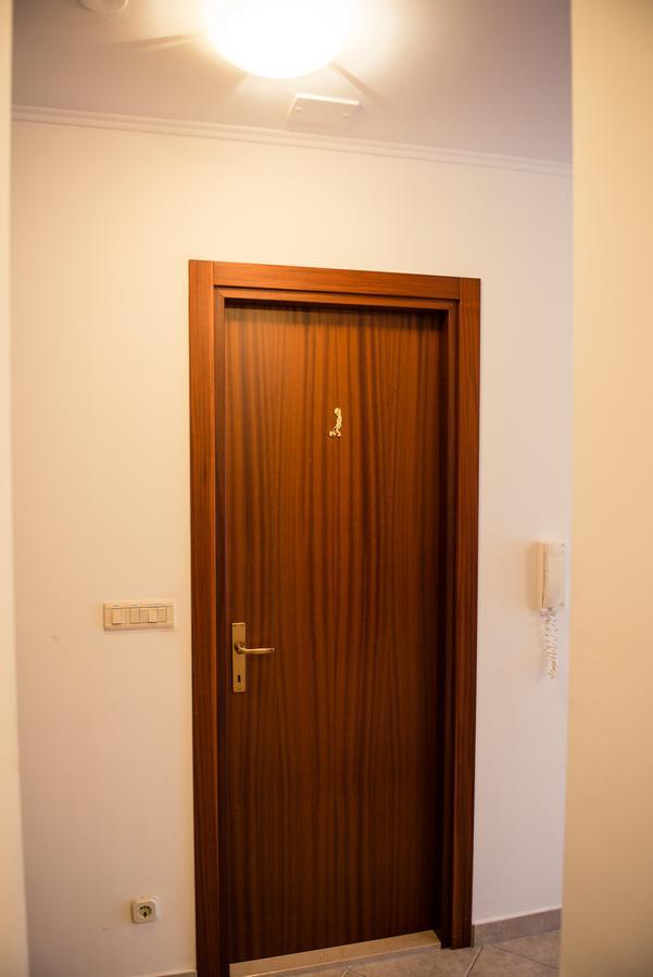 Studio Jere Near Sea Apartment Split Exterior photo